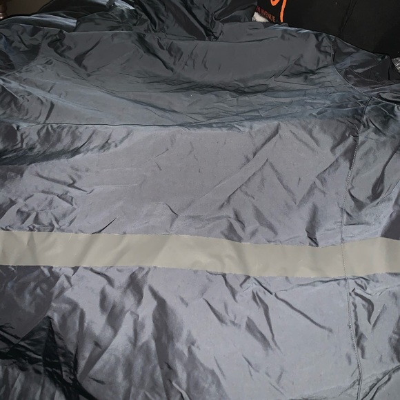 Men Nike limited edition windbreaker - Picture 4 of 4